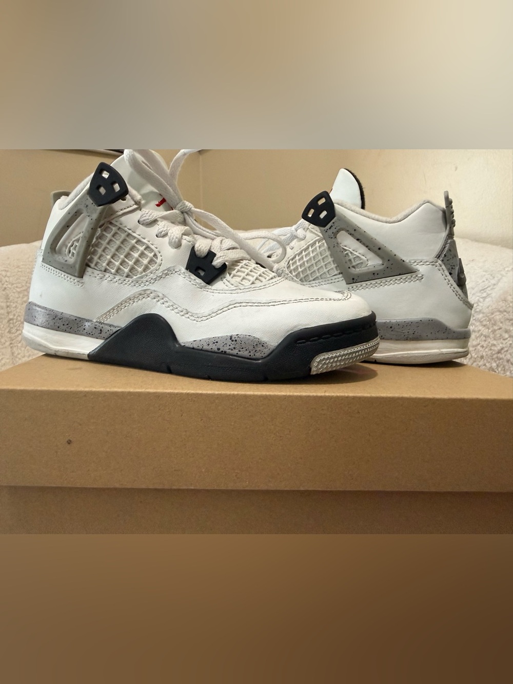 Kids Jordan 4 Retro Size 13.5 Sneakers